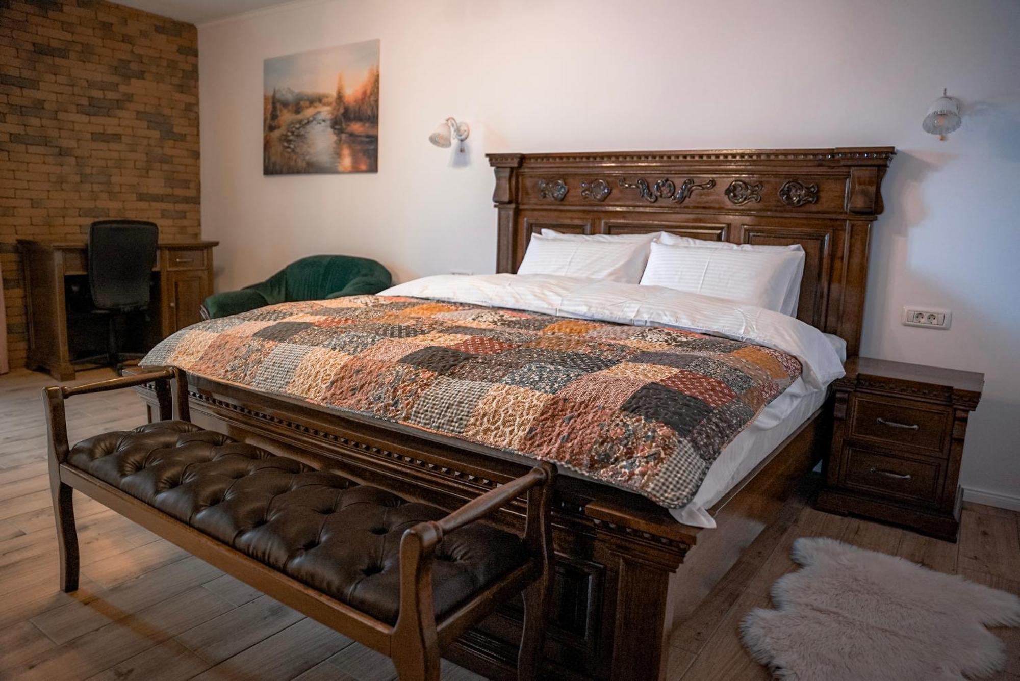 Boutique Marlen Bed & Breakfast Ghimbav Eksteriør bilde