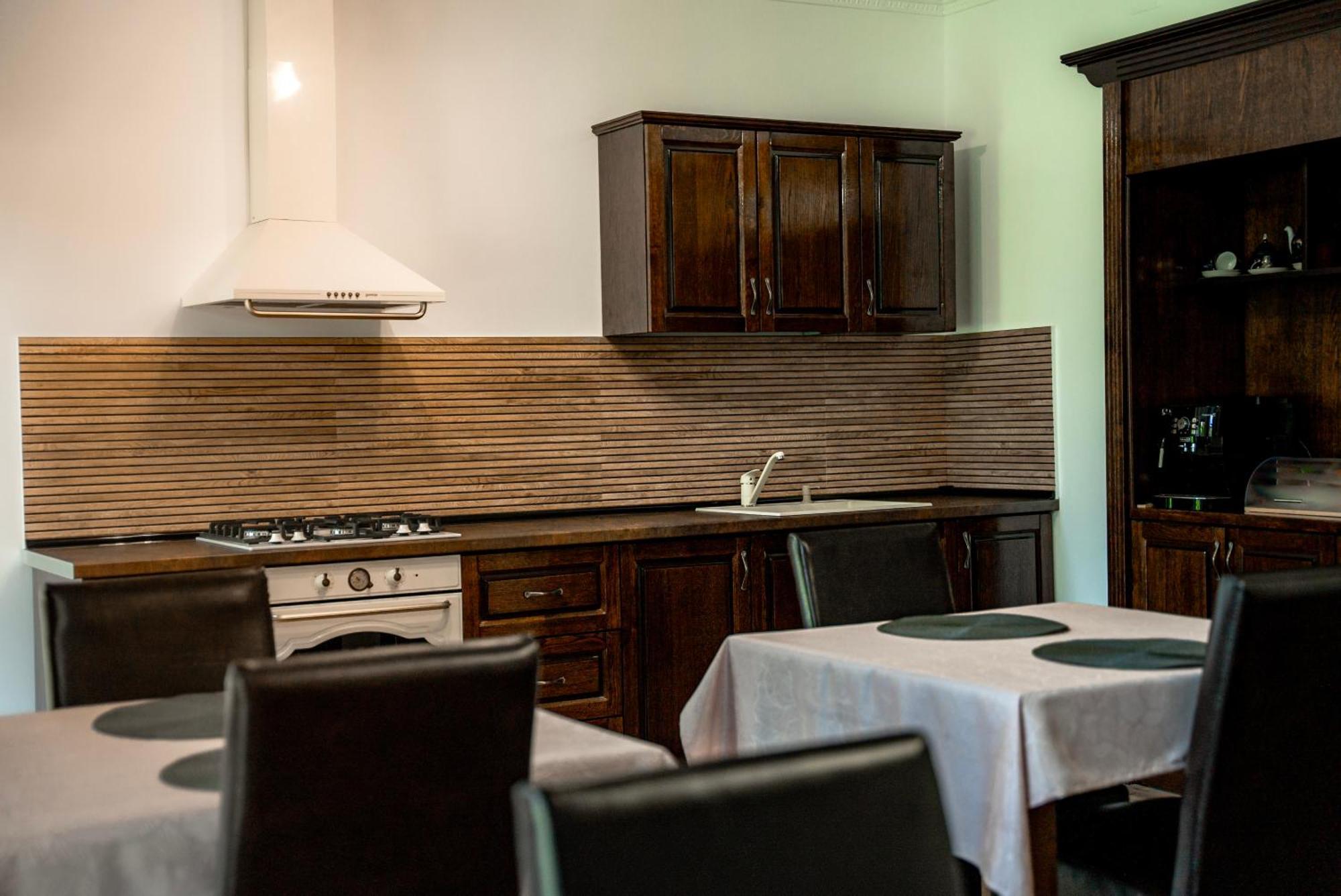Boutique Marlen Bed & Breakfast Ghimbav Eksteriør bilde
