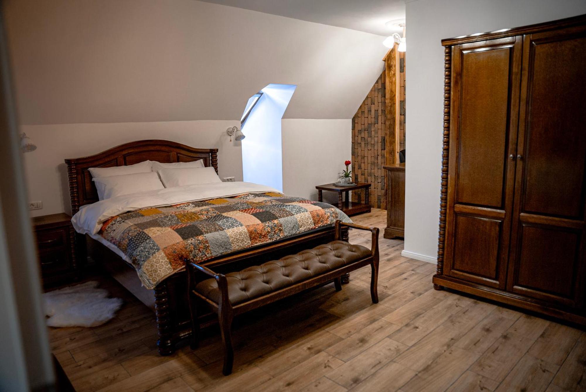 Boutique Marlen Bed & Breakfast Ghimbav Eksteriør bilde