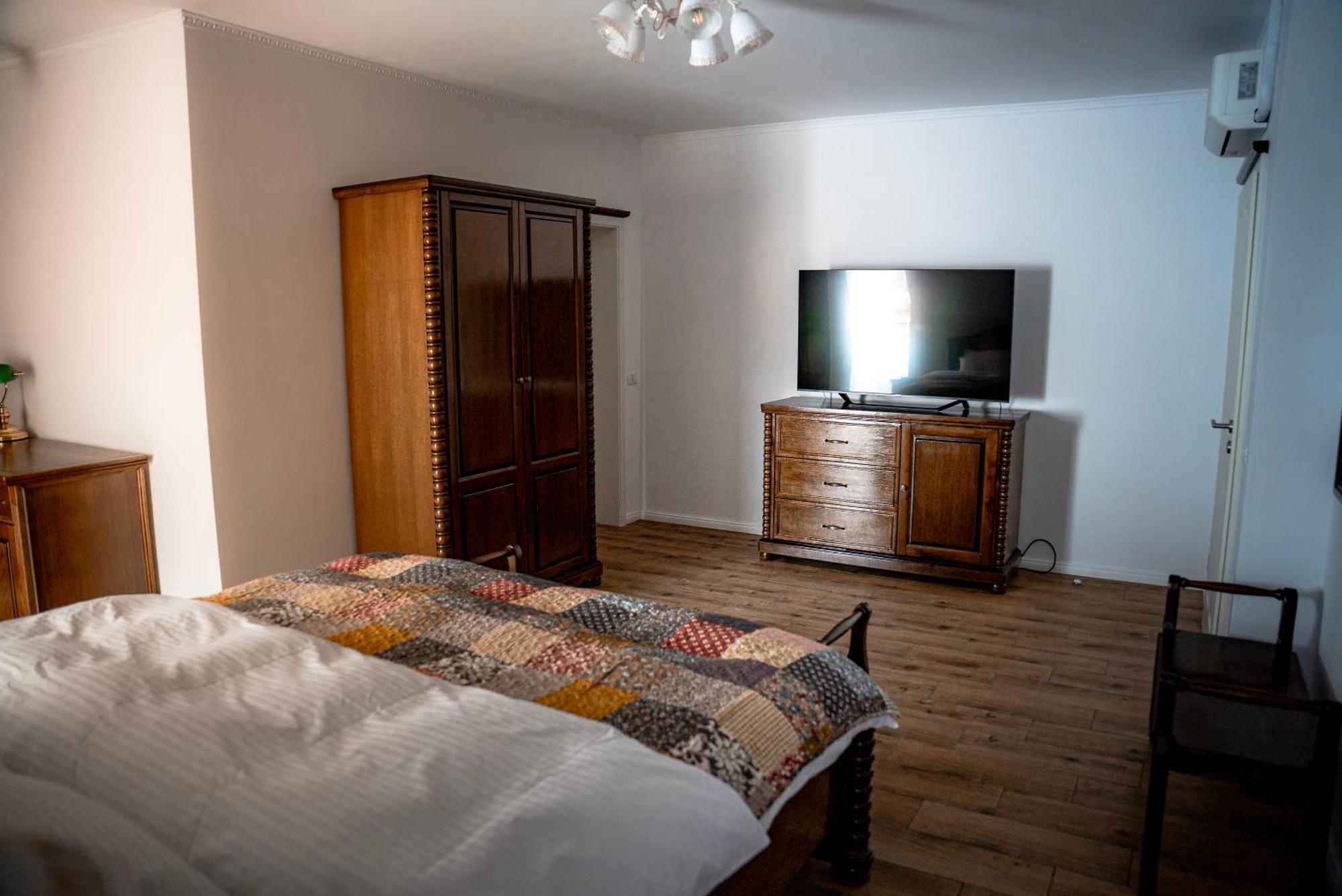 Boutique Marlen Bed & Breakfast Ghimbav Eksteriør bilde